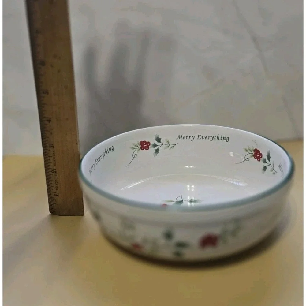 Pfaltzgraff winterberry ceramic